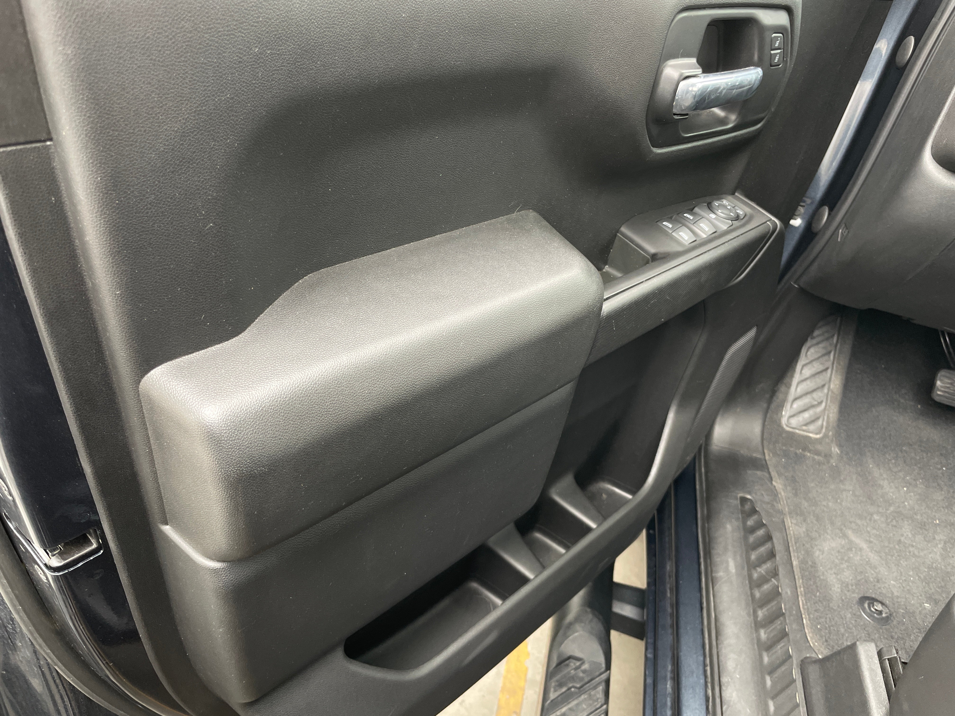chevrolet silverado 1500 2020 1GCRYBEH3LZ346540 image chevrolet silverado 1500 2020 1GCRYBEH3LZ346540 image